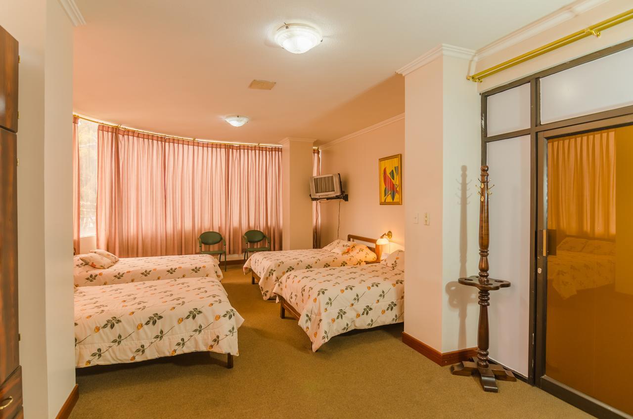 Hotel Cristal Palace Loja Esterno foto