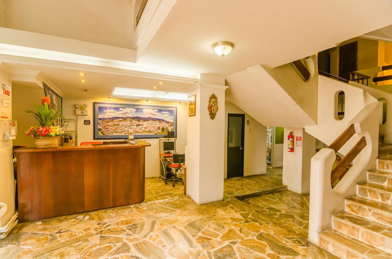 Hotel Cristal Palace Loja Esterno foto